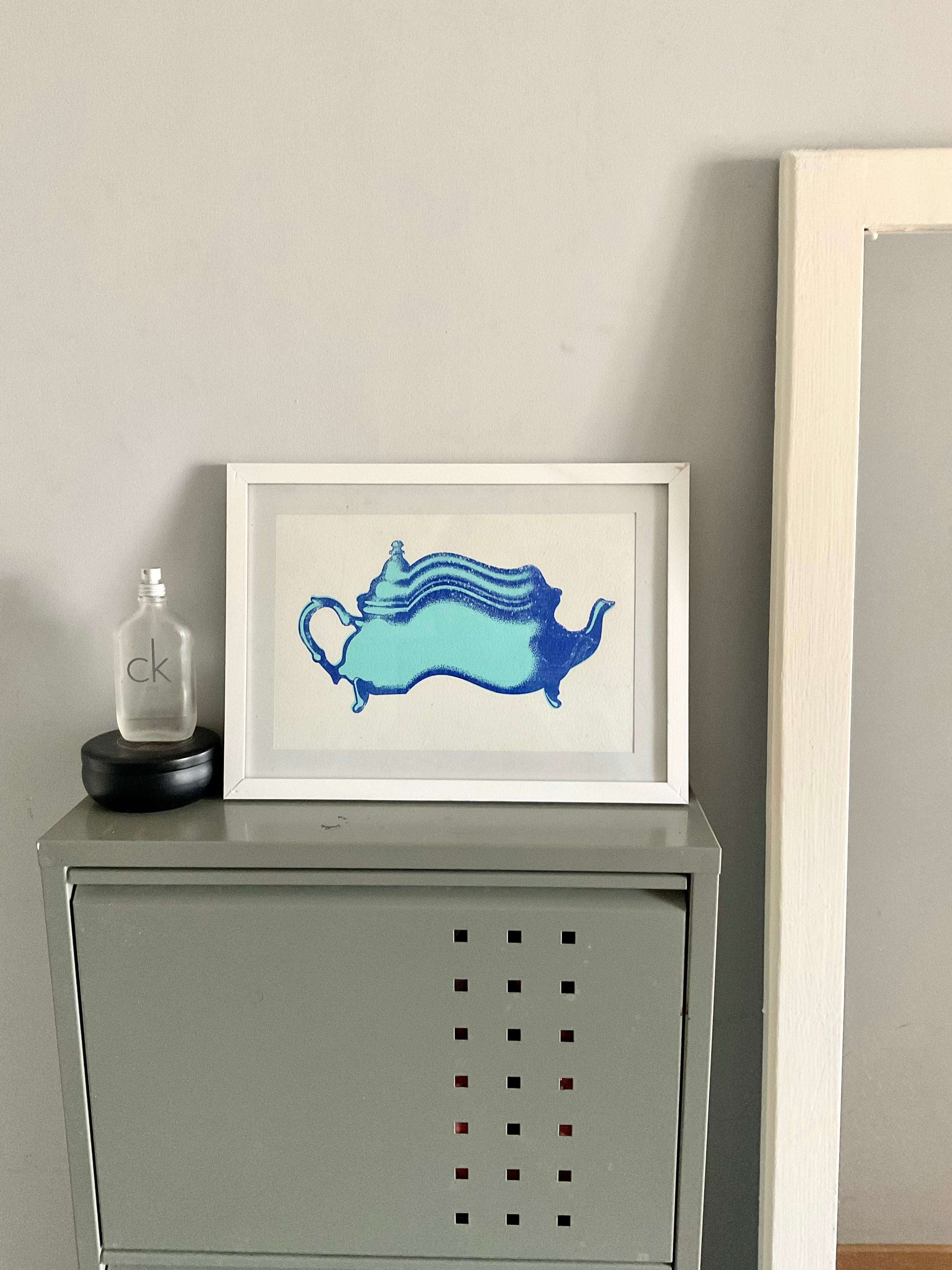 ازرق عميق Deep blue